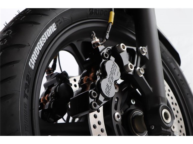 2026/7/30 予定 GALE SPEED アクティブ ビレット フロント4Pキャリパー 右 φ34-30 BLK アキシャル40mmピッチ GSBFCAR3430AFB｜MOTO-OCC 店