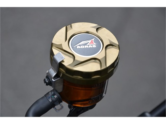 アグラス フロントマスターシリンダーキャップ TIN MT-09／SP 21- etc (325-052-400T)