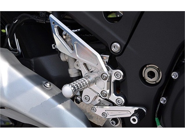 アグラス バックステップ 4P ZX-14R 12 ABS車用 (312-490-000)｜MOTO-OCC 店 49,804円
