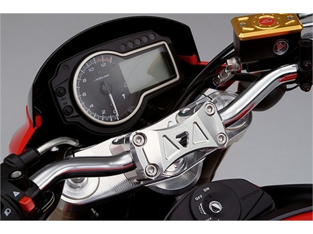 アグラス トップブリッジ アッパーブラケット付き GSR750 (321-399-002)