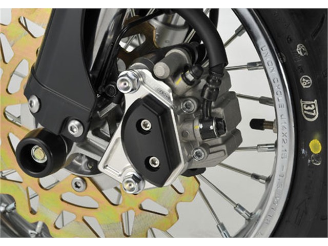 アグラス キャリパーガード ブラック D-TRACKER125 (340-481-000B)｜MOTO-OCC 店