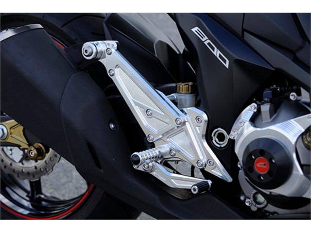 アグラス バックステップ タンデムステー無 Z800 13- (312-492-001)｜MOTO-OCC 店