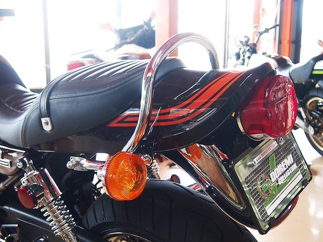Z900RS Z1Style グラブバー ドレミコレクション 35120｜MOTO-OCC 店