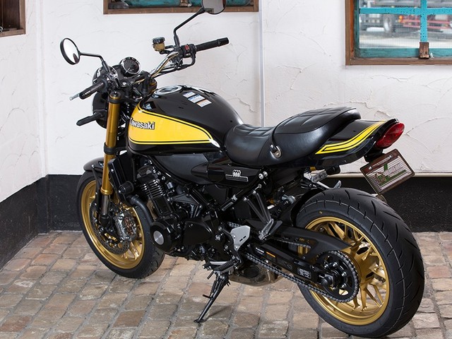 Z900RS Z1 style シートASSY ドレミコレクション製テールカウル用 ドレミコレクション 35040｜MOTO-OCC 店