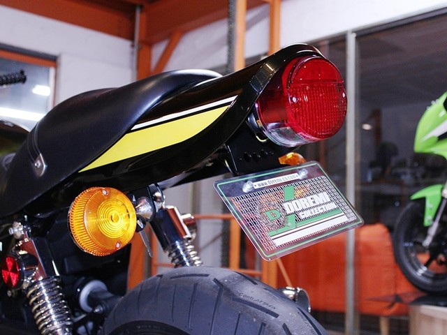 フェンダーレスKit Z1ウインカー/Z1テールランプ仕様 ナンバー新基準対応【欠品中 予約受付中】 ドレミコレクション 35127