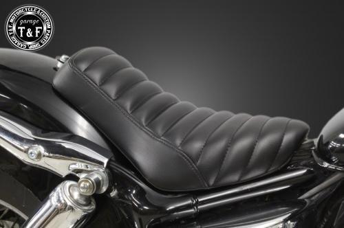 在庫有り Garage T&F ティーアンドエフ シャドウ400 シングルシート(タックロール) SHA400ST28｜MOTO-OCC 店