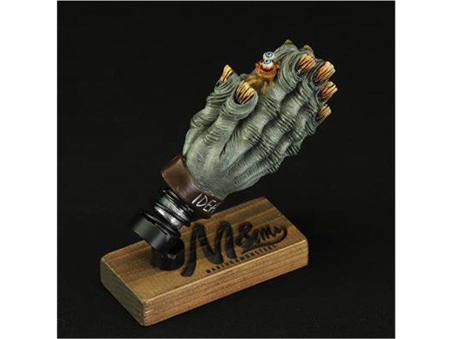 約3か月 予定 GOODS グッズ PRAY OR NOT - Dashboard Accessory /Gargoylr Black MMS-CA009 14,969円