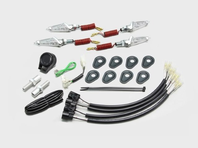 要納期確認 HURRICANE ハリケーン LEDダガーウインカーkit Z900RS CAFE メッキ クリアレンズ HA5233MC