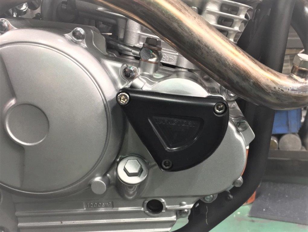 K-FACTORY ケイファクトリー YAMAHA ヤマハ セロー250('08-'20) エンジンカバースライダー 右側 360LZCE036B