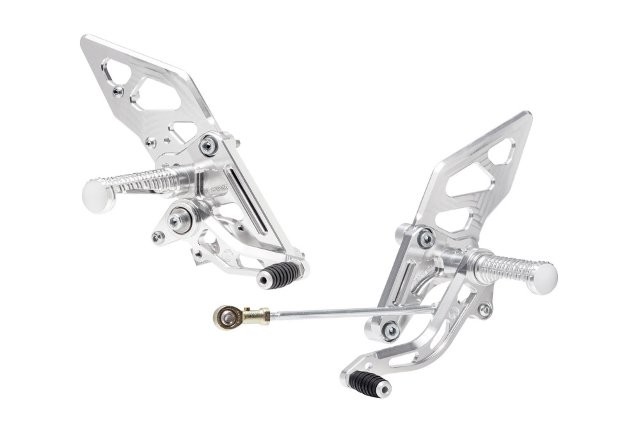 モリワキエンジニアリング MORIWAKI バックステップキット シルバー CB1300SF/SB 14-20/21- 05060-201T6-10