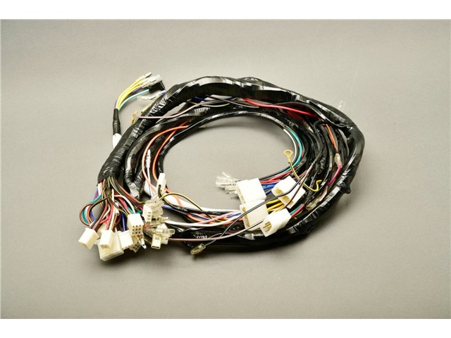 M-TEC中京 エムテック中京 ワイヤーハーネス Z1000R(US仕様) '82-'83 MRS-K-C036｜MOTO-OCC 店