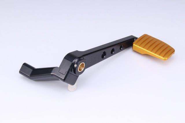 SSK SPEEDRA スピードラ リアブレーキレバーキット ペダルタイプ:タイプA ペダルカラー:ゴールド ソフテイル2018年以降ミッドコントロール用(FXBB、FXBBS、FXLR、FXLRS、FXLRST、FXST、FXRST)｜MOTO-OCC 店