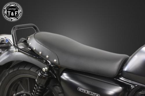 在庫有り Garage T&F ガレージ ティーアンドエフ GB350 スタッド付きショートフラットシート(スムース) 606113 22,453円