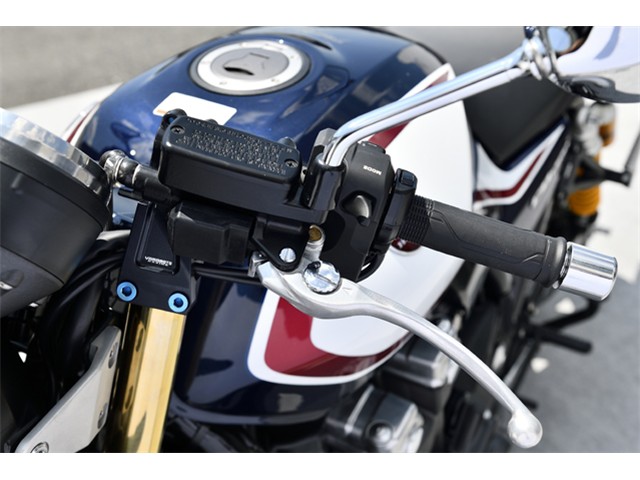Yamamoto ヤマモトレーシング マフラー 21～ CB1300SF（8BL） セパレートハンドル 2021年～ 00012-56