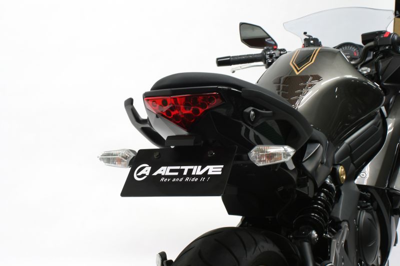 【18日限定!クーポン配布!】 ACTIVE (アクティブ) バイク用 フェンダーレスキット LEDナンバー灯付き Ninja400/650 (適合要確認) ブラック 1157083