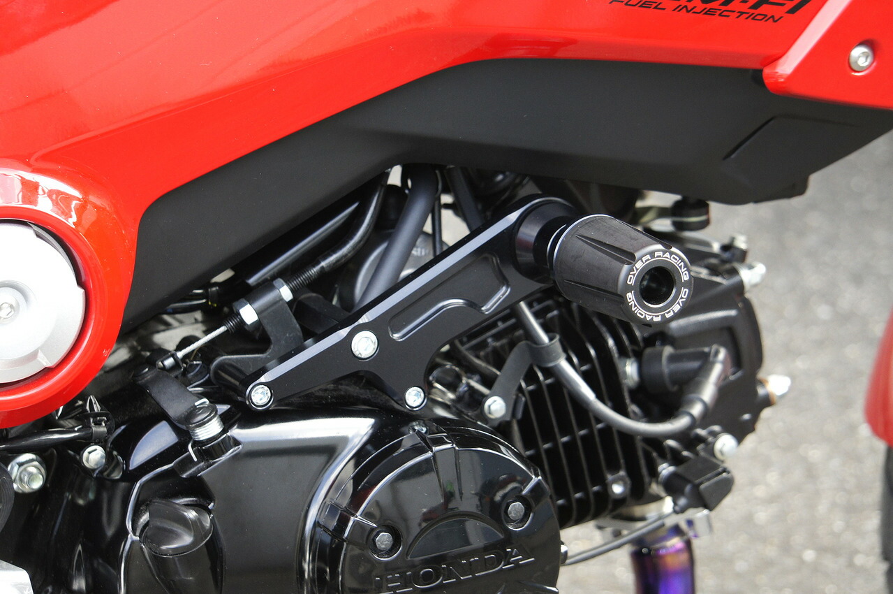 OVER Racing(オーバーレーシング) バイク用 エンジンプロテクター フレーム エンジンスライダー ブラック GROM 59-22-01B|moto-zoa 店