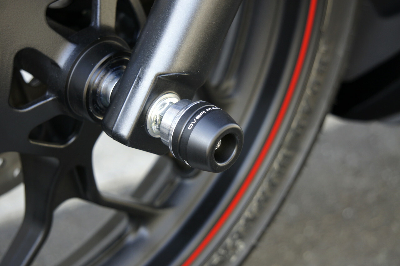 【18日限定!クーポン配布!】 OVER Racing(オーバーレーシング) バイク用 アクスルプロテクター フロントアクスルスライダー YZF-R25/MT-25/MT-03 59-35-02