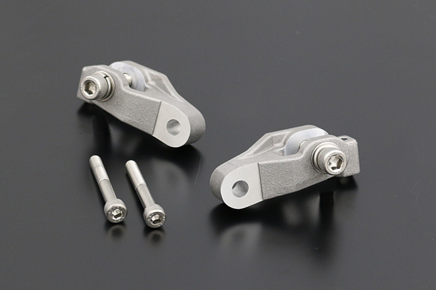 【15日限定！クーポン配布！】 PMC(ピーエムシー) バイク用 足回り関連/フレーム関連 Z1/Z2用キャスティング レイダウンアダプターキット 74-751 12,354円