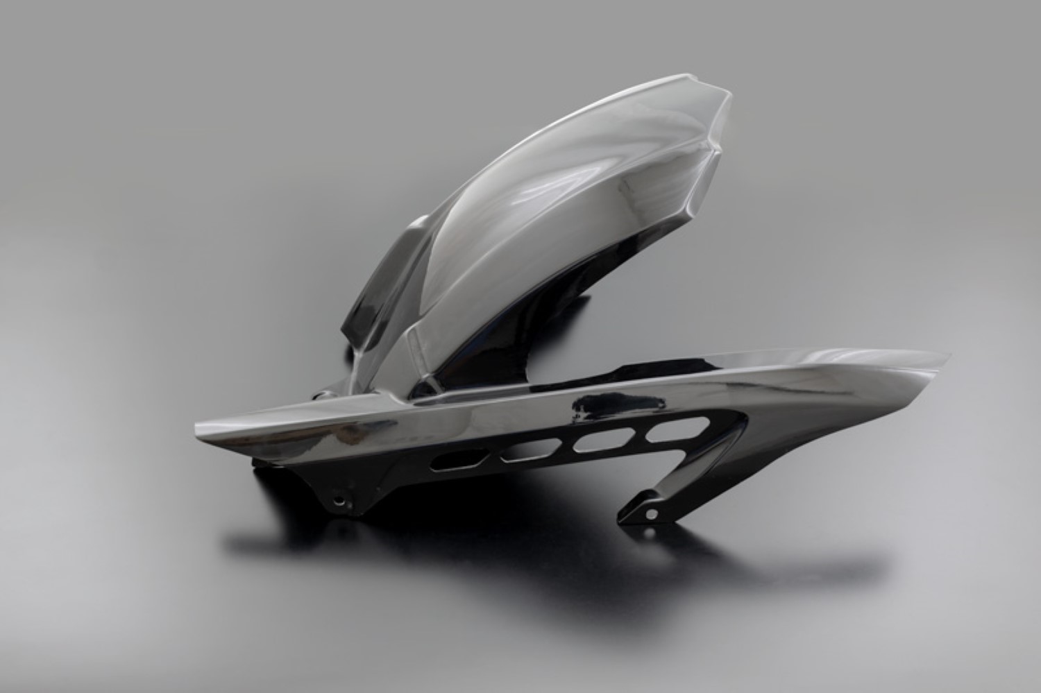 【25日限定！クーポン配布！】 PMC(ピーエムシー) ARCHI(アーキ) バイク用 ボディ関係(外装) 黒ゲルFRPリアフェンダー Z900RS 189-1560｜moto-zoa 店