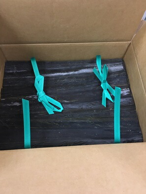 【業務用】北海道 道南産真昆布　10kg　【送料無料】[だし昆布 出し昆布]【業務用】 出汁昆布 こんぶ 和食【送料込み】 マラソン　スーパーセール 国産 北海道産 函館【月間優良ショップ 受賞】こちらの商品は、北海道・沖縄・へのお届けは別途送料800円がかかります