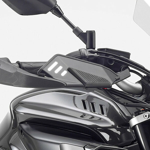 YAMAHA純正 ヤマハ Q5KYSK109R03 ナックルガード YAMAHA MT-10｜モトキチ
