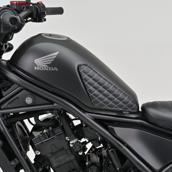 デイトナ DAYTONA 49169 レザーニーグリップパッド ホンダ Rebel1100/DCT/T