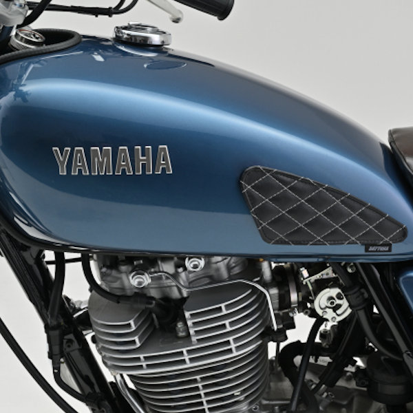 デイトナ DAYTONA 49194 レザーニーグリップパッド ヤマハ SR400/500