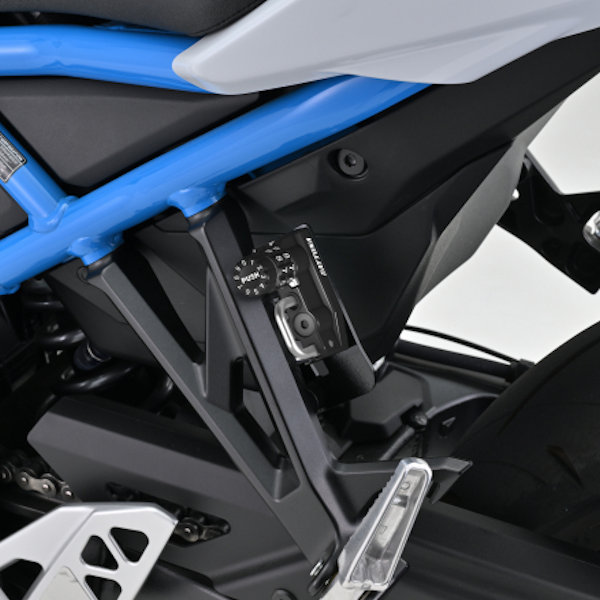 デイトナ DAYTONA 49178 ダイヤルヘルメットホルダー スズキ GSX-8R/8S ヘルメットロック 【SUZUKI】