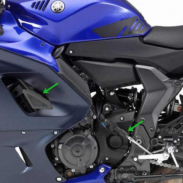 本店は ワイズギア YAMAHA YZF-R7 フロントアクスルプロテクター