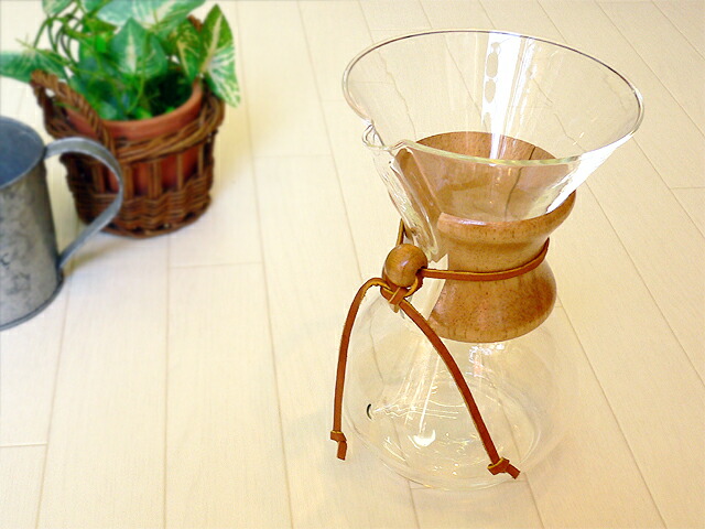 MoMAに果てしがない見せびらかす品として飾られているケメックス（CHEMEX）珈琲製造業者 6優勝杯用