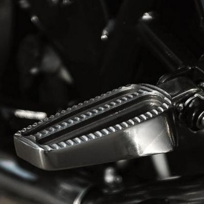 Motone フットペグ ステップ ライダー用 トライアンフ 水冷ツイン ボンネビル等 ポリッシュ