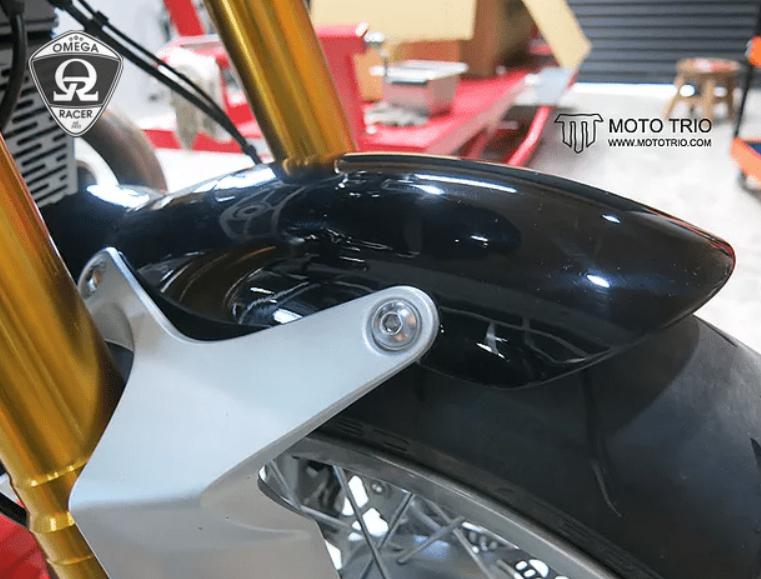 モトトリオ（MotoTrio） TTR フロントッフェンダー グロスブラック Omega Racer 16,514円