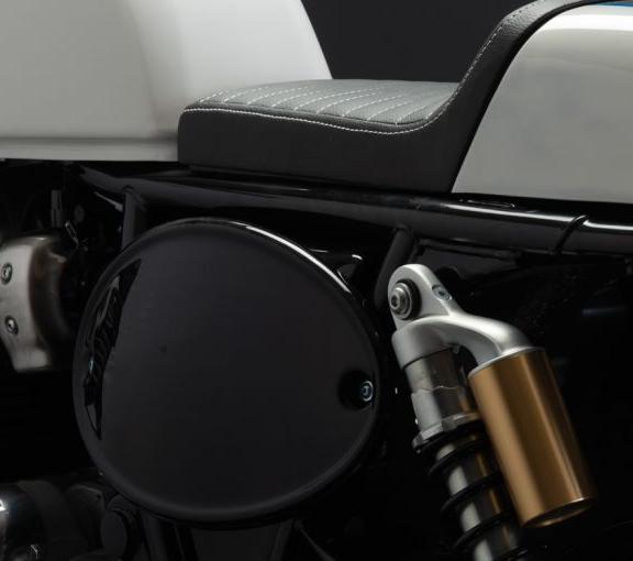インターセプター/コンチネンタル GT 650 サイドナンバープレートホルダー C-RACER