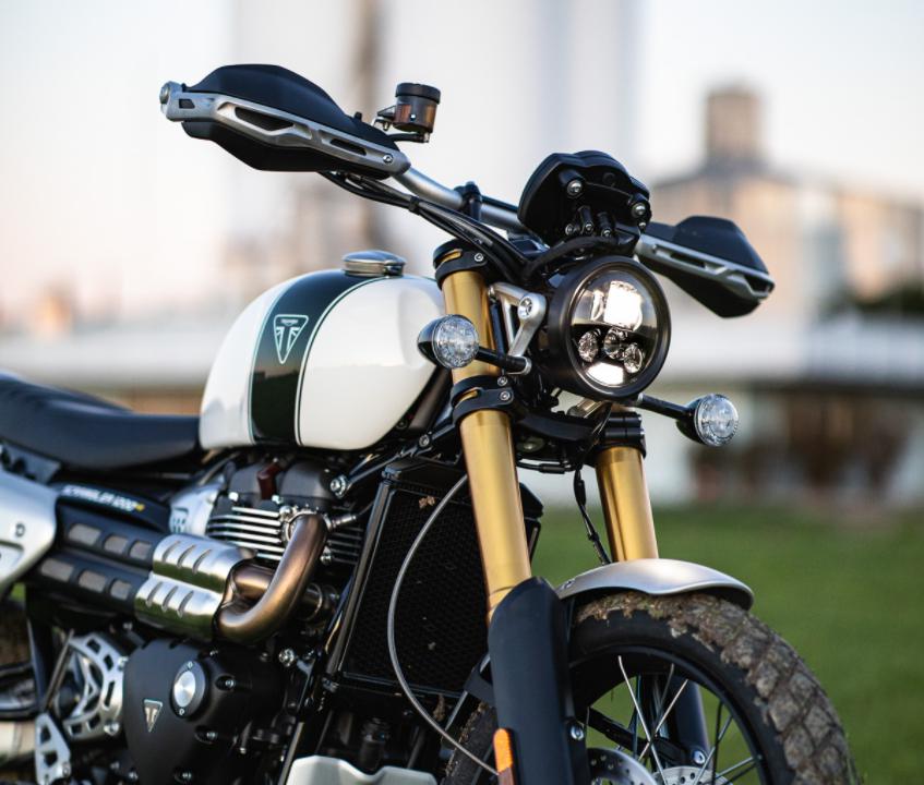 MOTODEMIC LED ヘッドライト EVOスタンダード グラファイト Triumph Scrambler 1200 XE/XC
