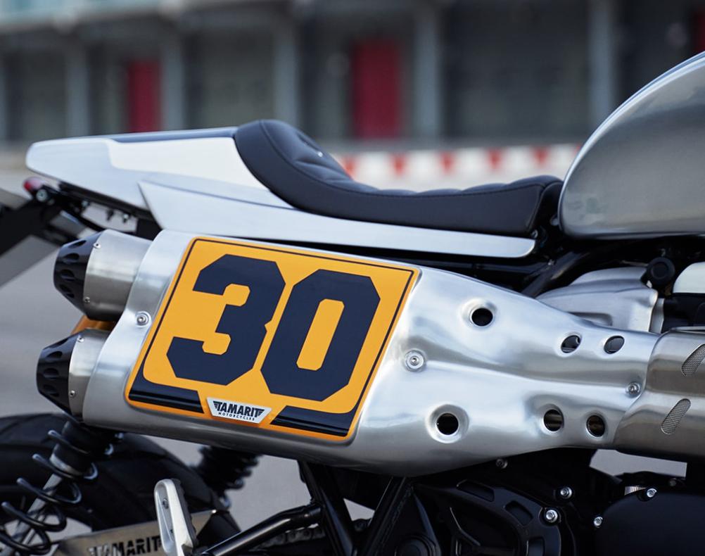 楽天市場】トライアンフ スピードトリプル 1200RR 22