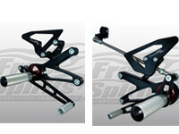 Free Spirits ステップキット ブラック DAYTONA 675