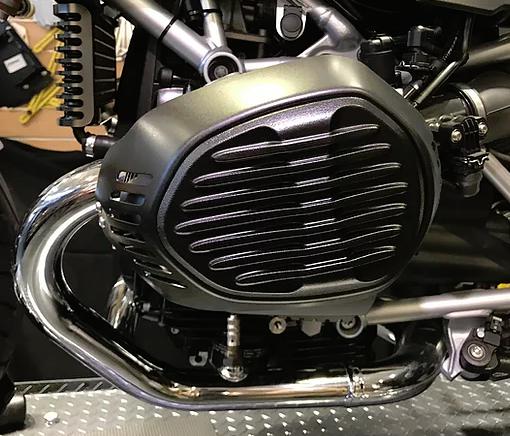 BMW RnineT 14-20 シリンダーヘッドカバー エンジンガード 左右セット TYPE-B ブラック Dkdesign