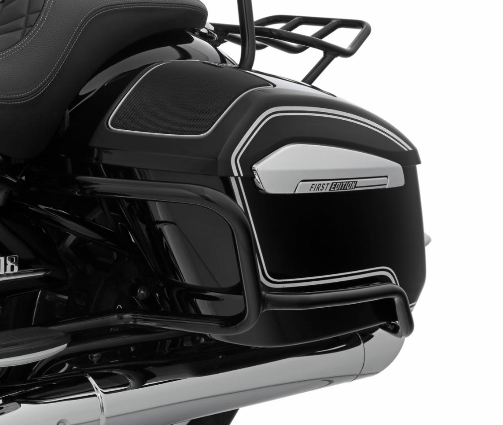 BMW R18B/Transcontinental パニアケースガード ブラック ワンダーリッヒ