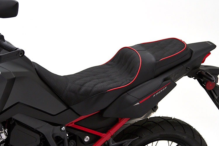 HONDA Africa Twin ハイ・デュアルサドル(ヒート機能付) Corbin