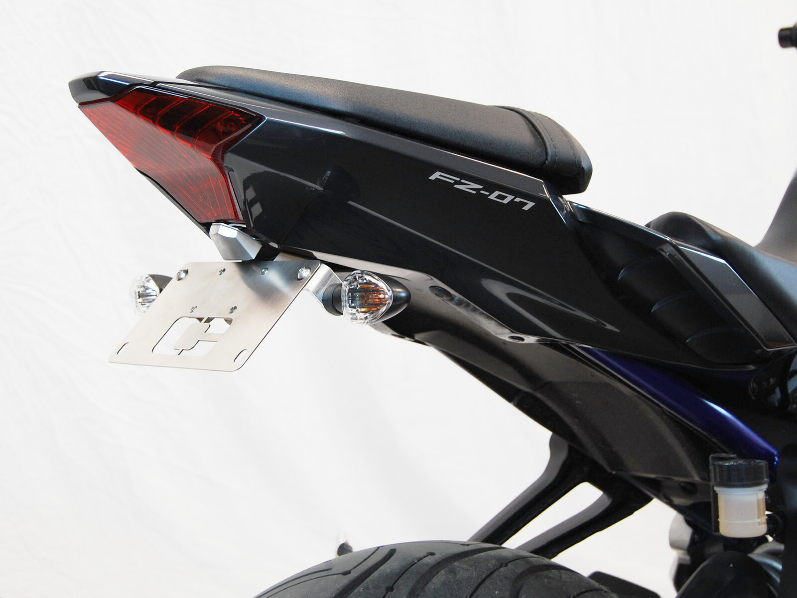 COMPETITION WERKES フェンダーエリミネーター FZ-07 14-16
