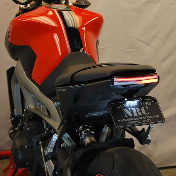 NewRageCycles フェンダーエリミネーターキット FZ-09 14-16｜モトパーツ　店