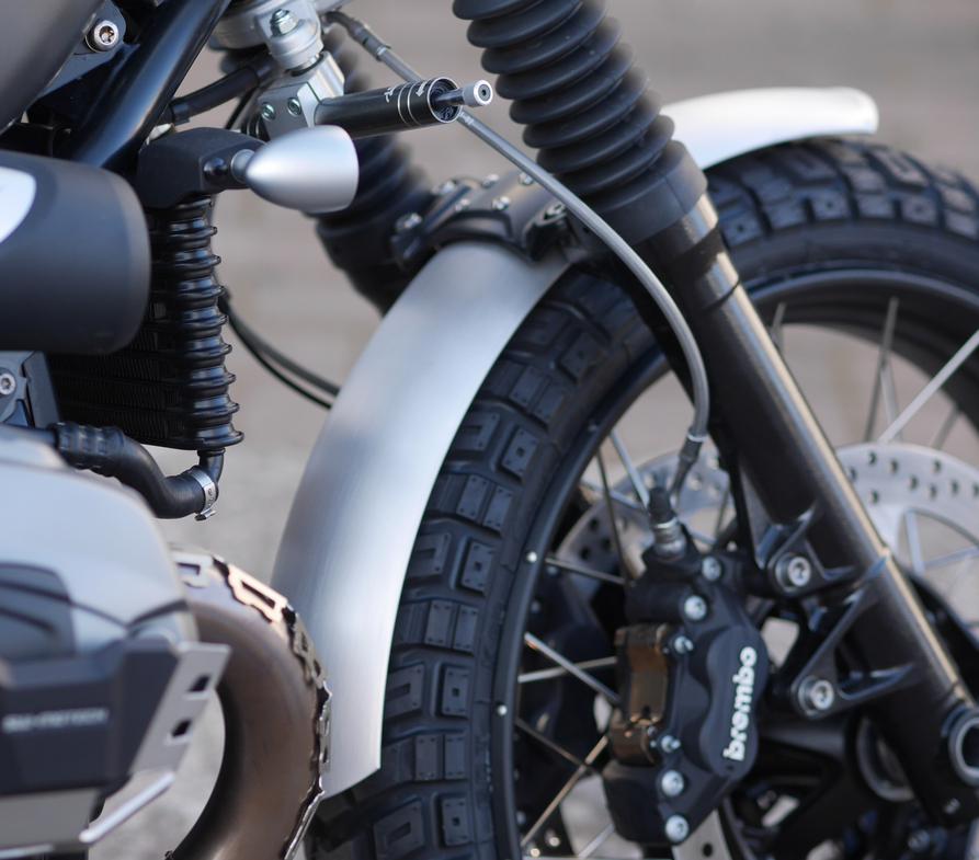 BMW RnineT フロントロングフェンダー フォークブレース カラー変更可能 RAISCH