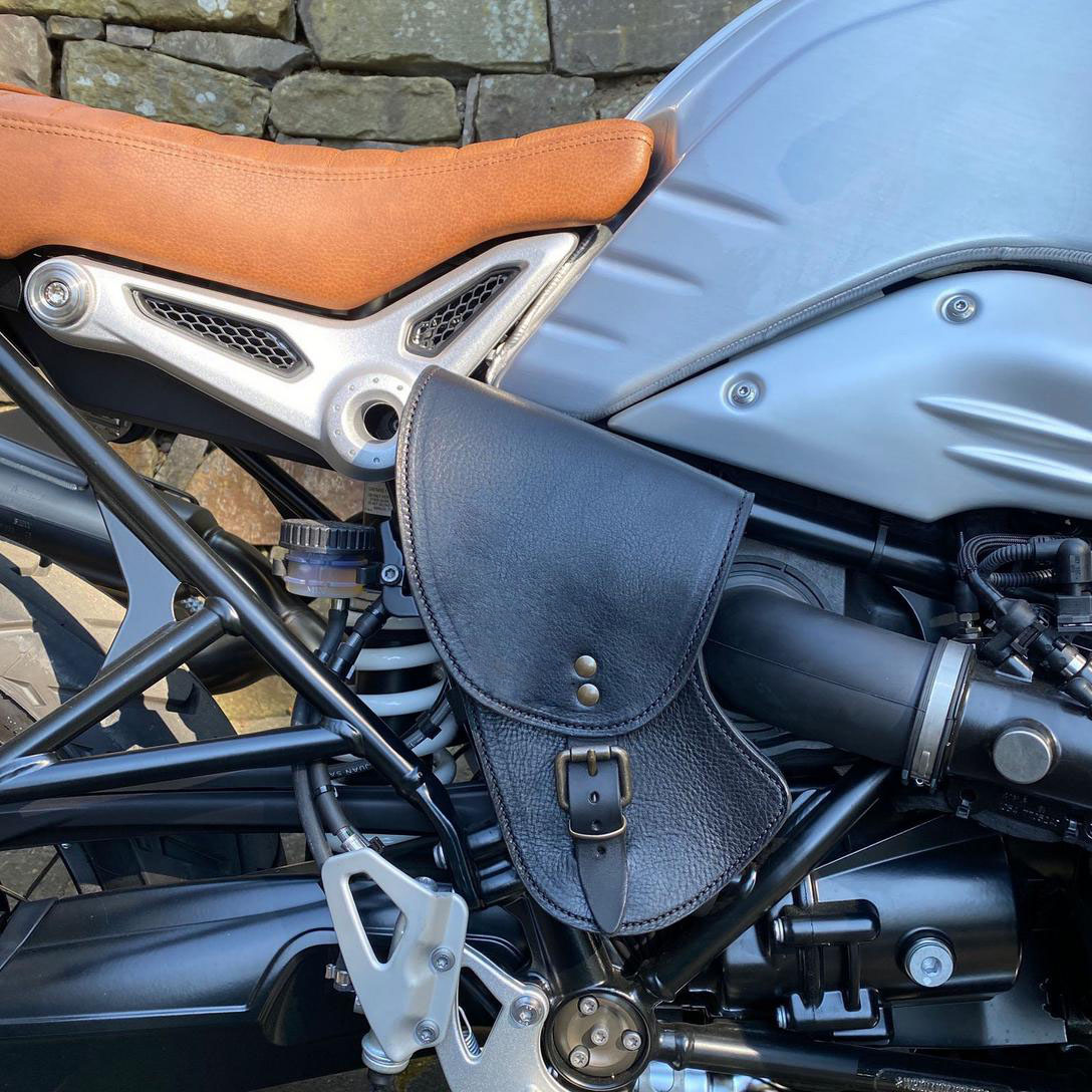 BMW rninet 純正 サイドバッグ 右 エディション レザー サドルバッグ