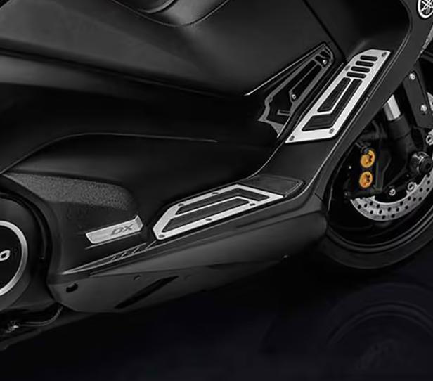 T-MAX 530DX/SX/560 フットレストパネル リアサイド リゾマ RIZOMA