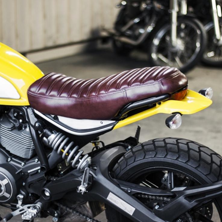 Ducati スクランブラー 本革シート ブラウン モーターロック｜モトパーツ　店