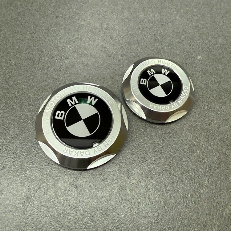 BMW RnineT R12/R12nineT 14- CNC スイングアーム ピボットカバー シルバー DKデザイン 16,550円