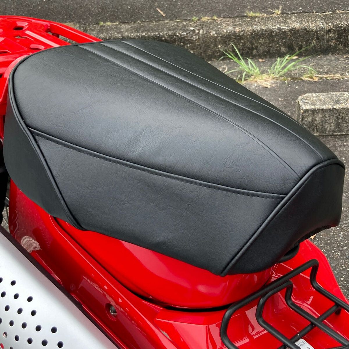 CT125 ハンターカブ Gocシリーズ ゲル入りシートカバー (ブラック) 茗荷シート｜モトパーツ　店