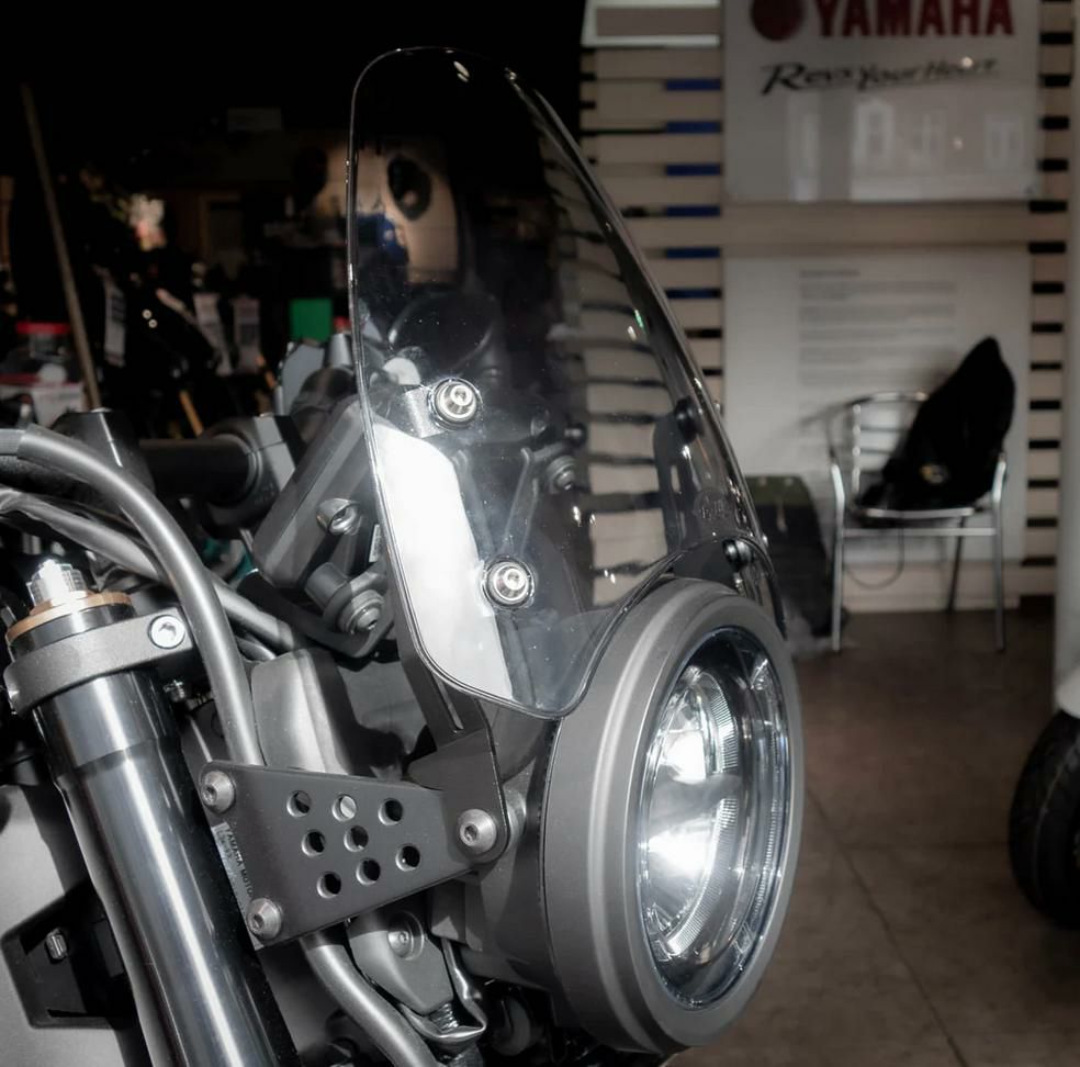 楽天市場】ヤマハ XSR 900 22- ノーズフロントカウル フェア