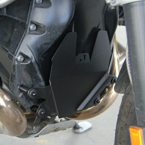 BMW R1200シリーズ フロントエンジンガード ブラック AltRider