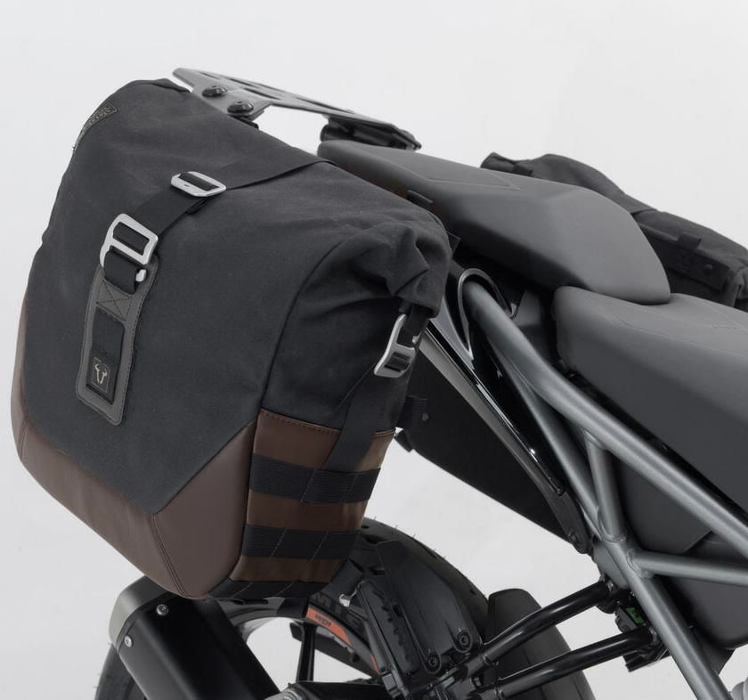 KTM 125 DUKE レジェンドギア サイドバッグセット 黒/黒 SW-MOTECH｜モトパーツ　店